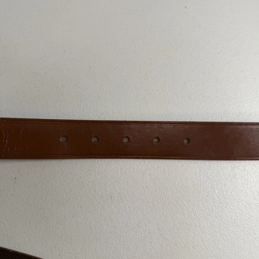L.L. Bean Belt Men's‎ Size 46 Genuine Cowhide Leather Brown Brass Buckle USA